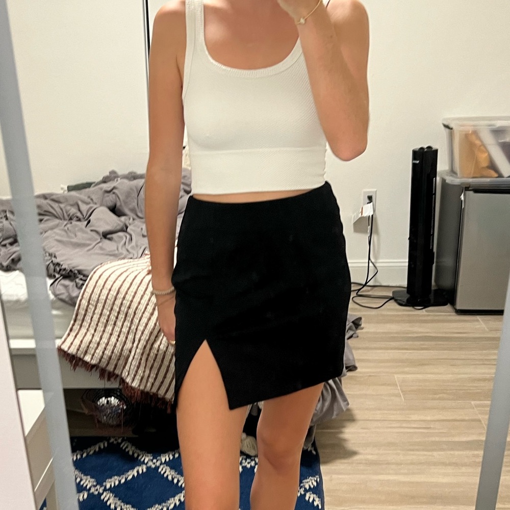 Black slit mini skirt